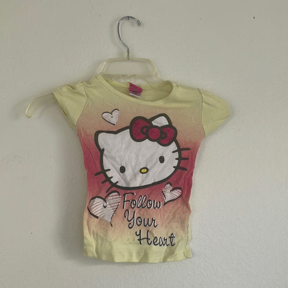 FINAL MARKDOWN Hello kitty girls tee 3t